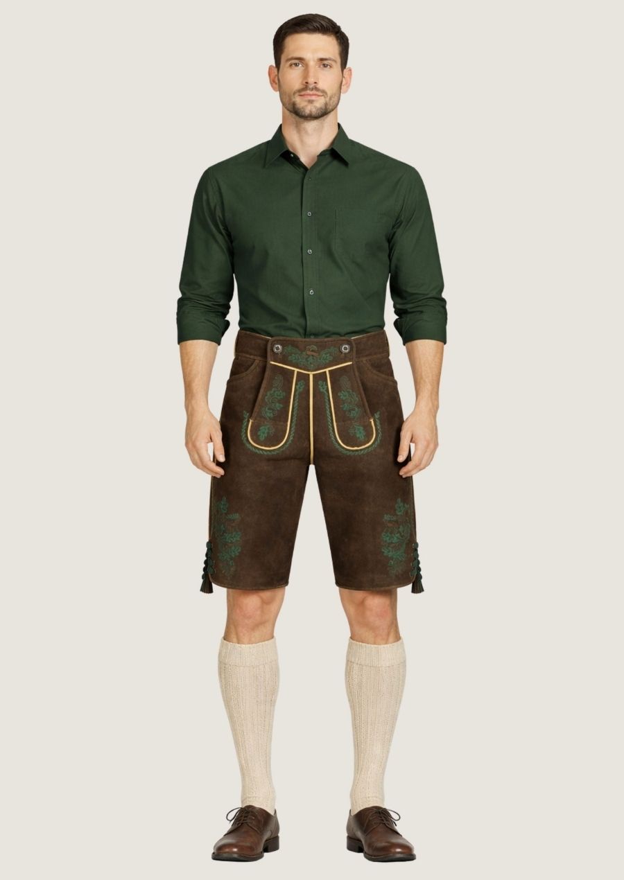 Braune Wildleder Lederhose für Herren mit feiner Blumenstickerei im traditionellen Trachtenstil