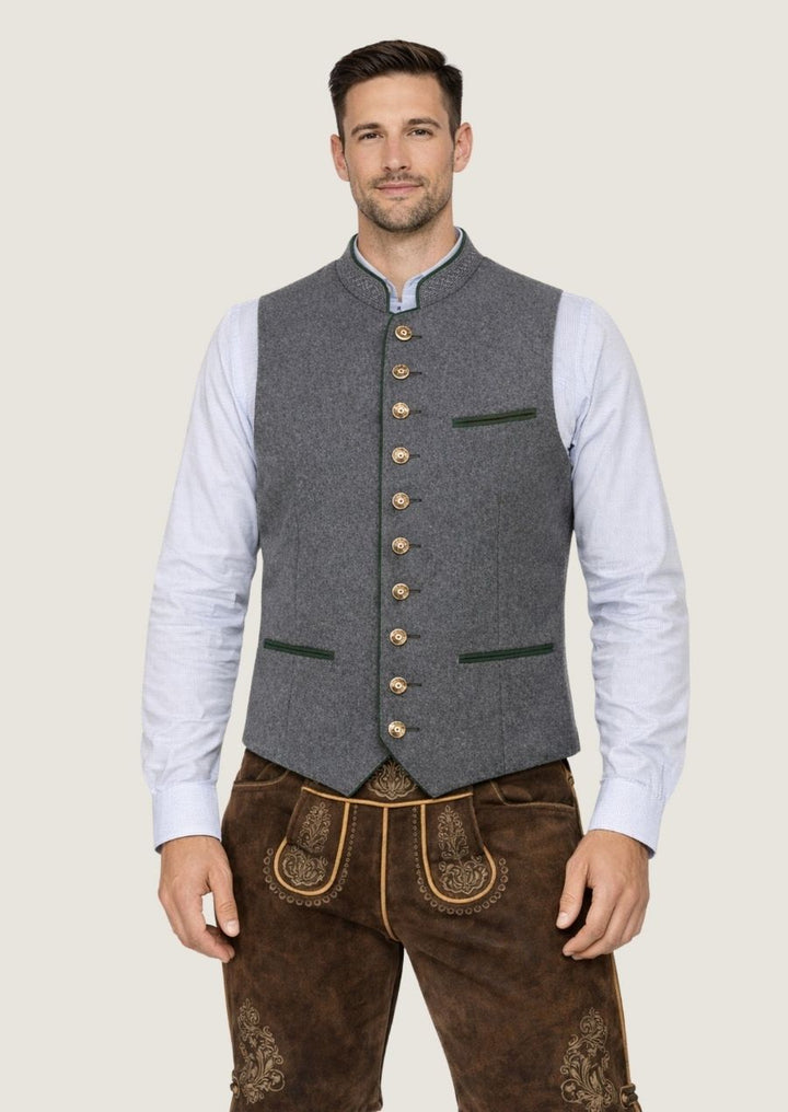 Exklusive Loden Trachtenweste für Herren, handgefertigt im traditionellen bayerischen Stil