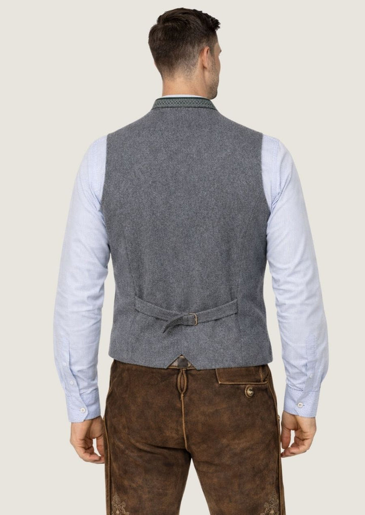 Handgefertigte Herren Trachtenweste aus hochwertigem Loden im klassischen Bayern Stil