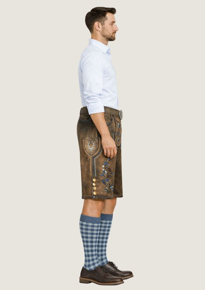 Herren Lederhose aus braunem Wildleder mit dekorativer Stickerei für Trachtenmode