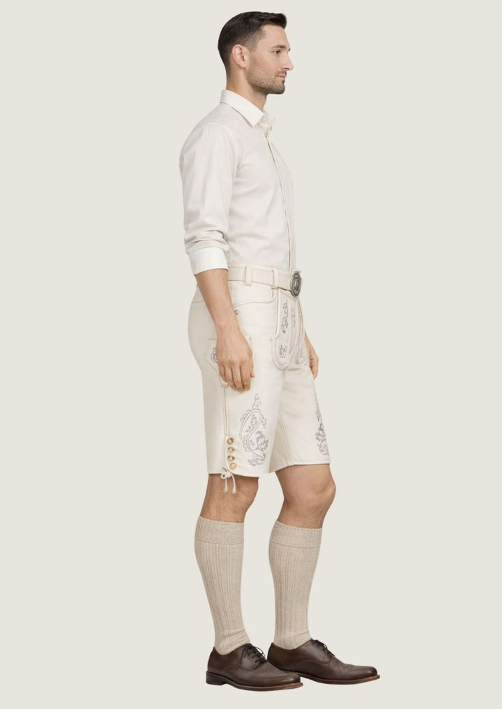 Seitenansicht der bayerischen weißen Lederhose mit Schnürung